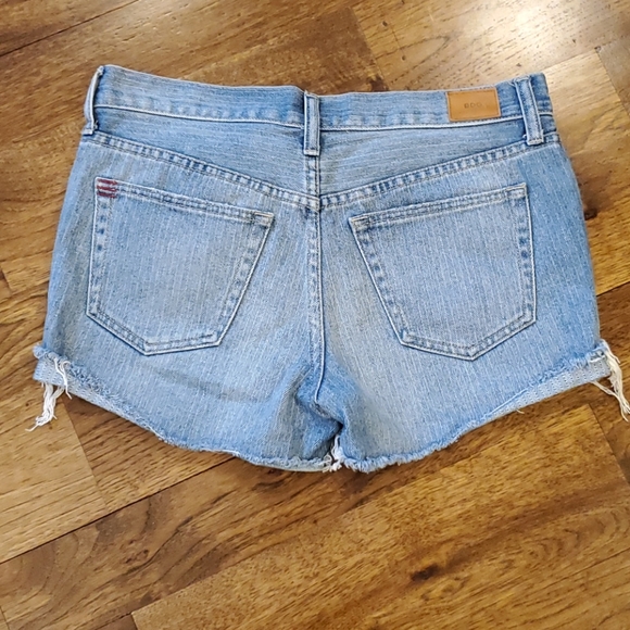 BDG womens button fly jean shorts size 26 - Picture 4 of 7